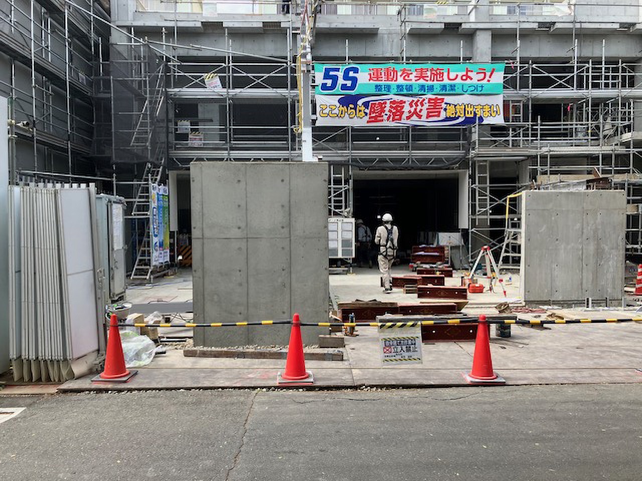 鉄骨屋根施工状況②